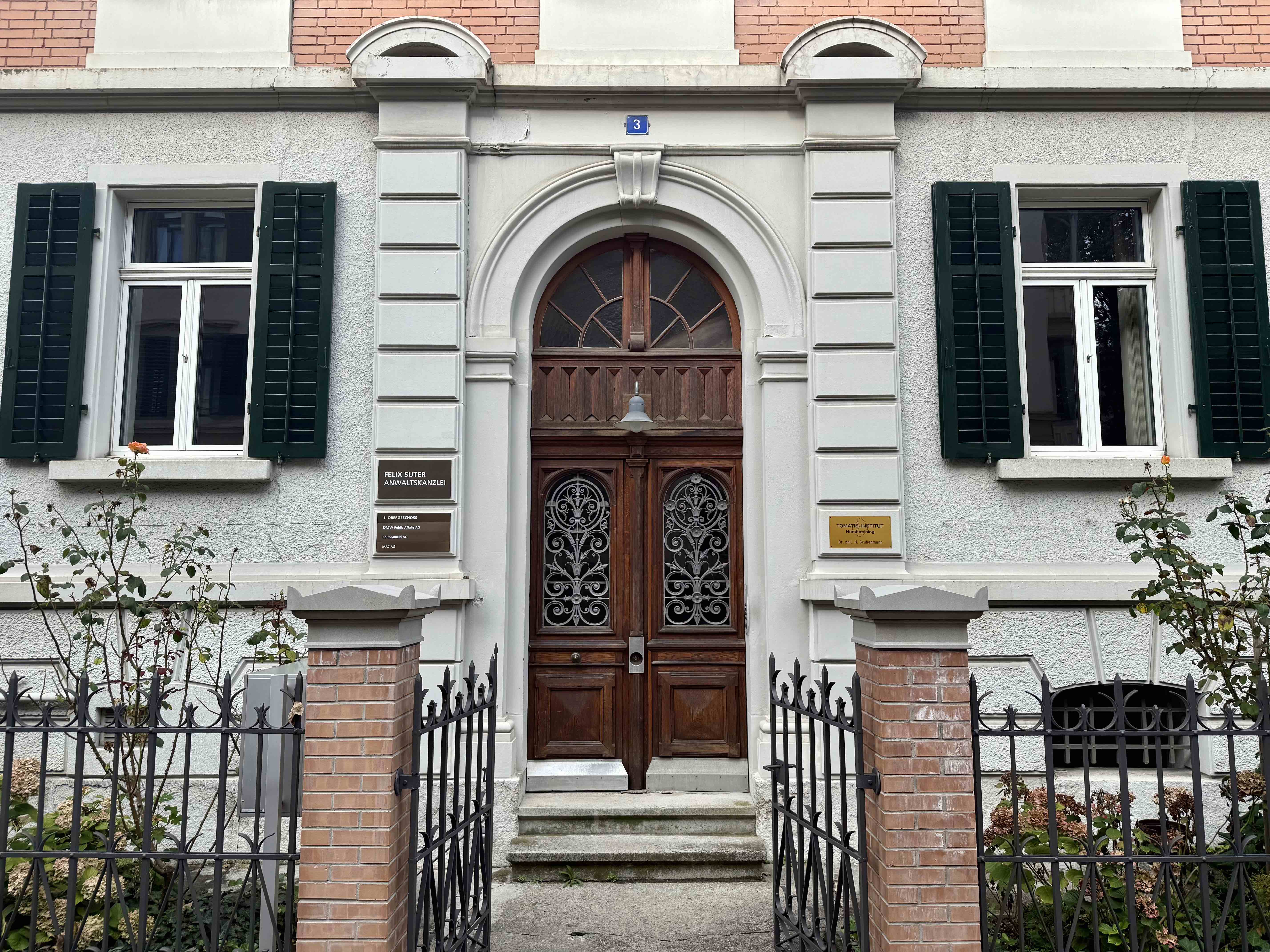 Entrée maison classique